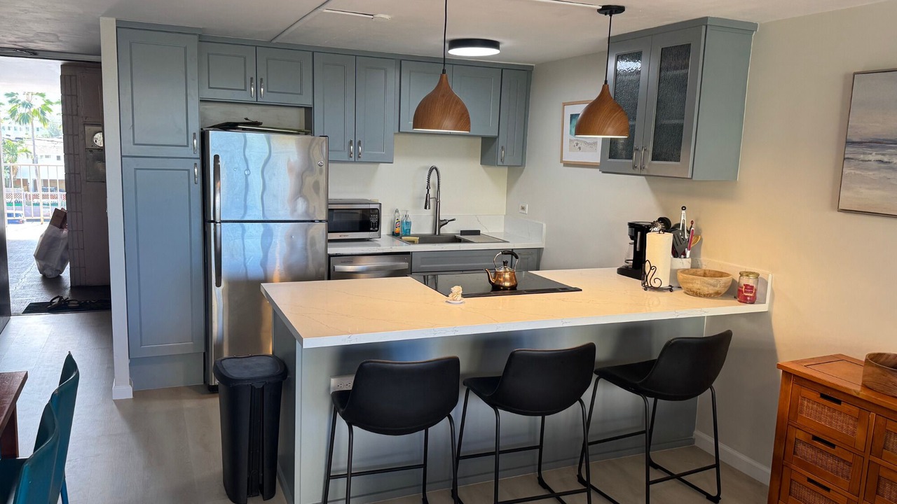 Photo of Kitchen in Mokuleia