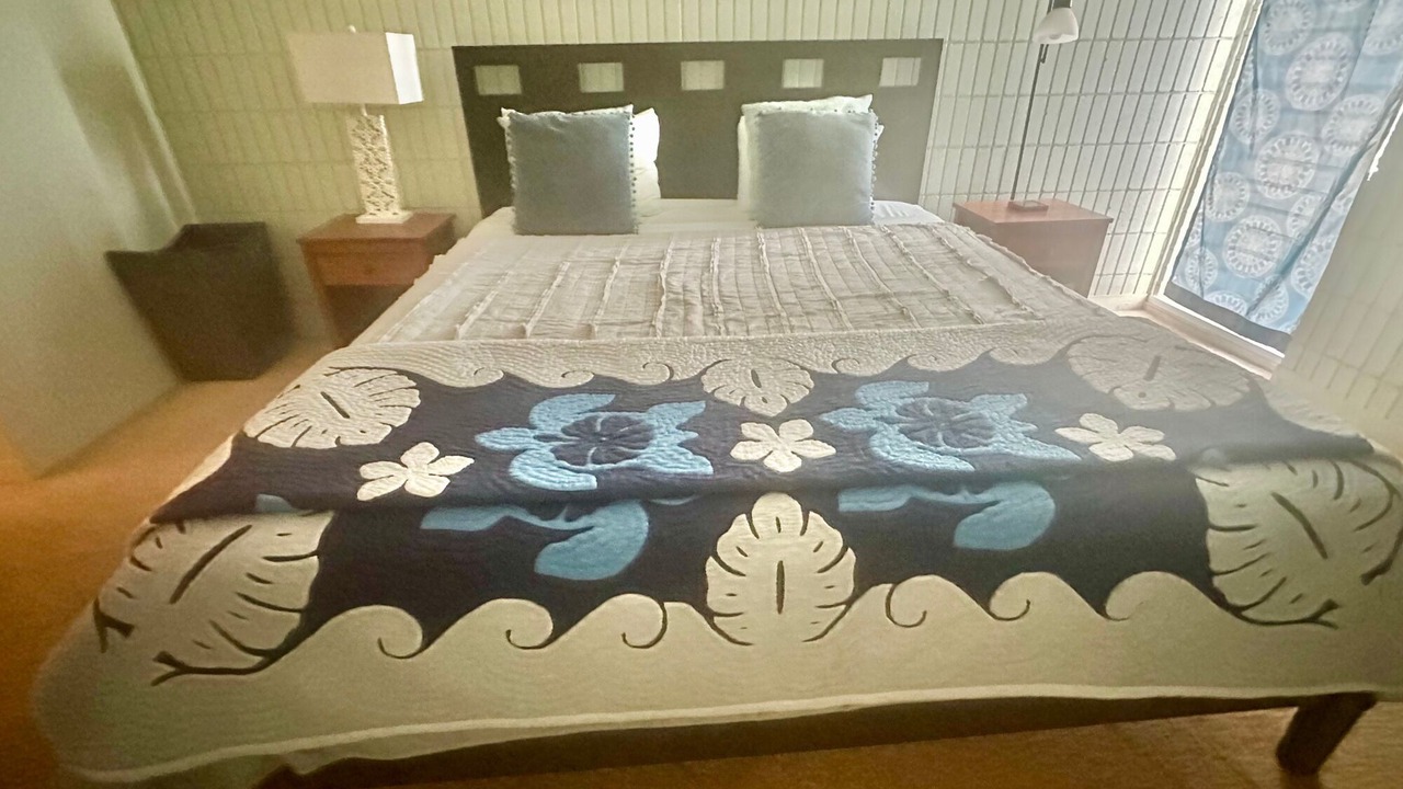 Photo of Bedroom in Mokuleia