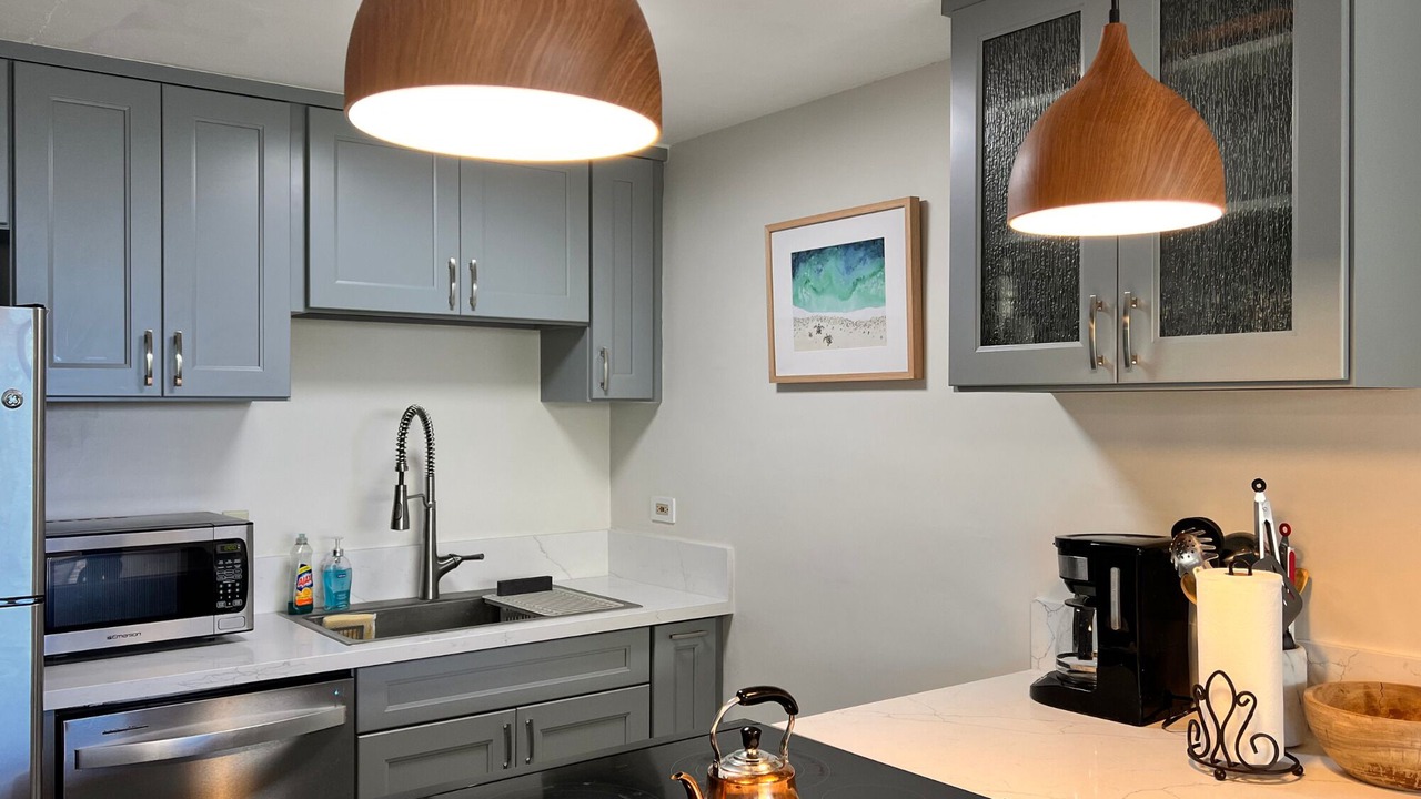 Photo of Kitchen in Mokuleia