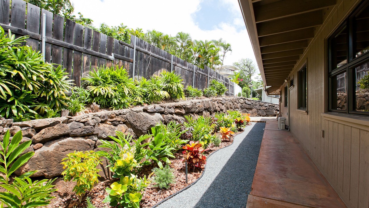 Photo of Outdoor in Waialae Iki Ridge
