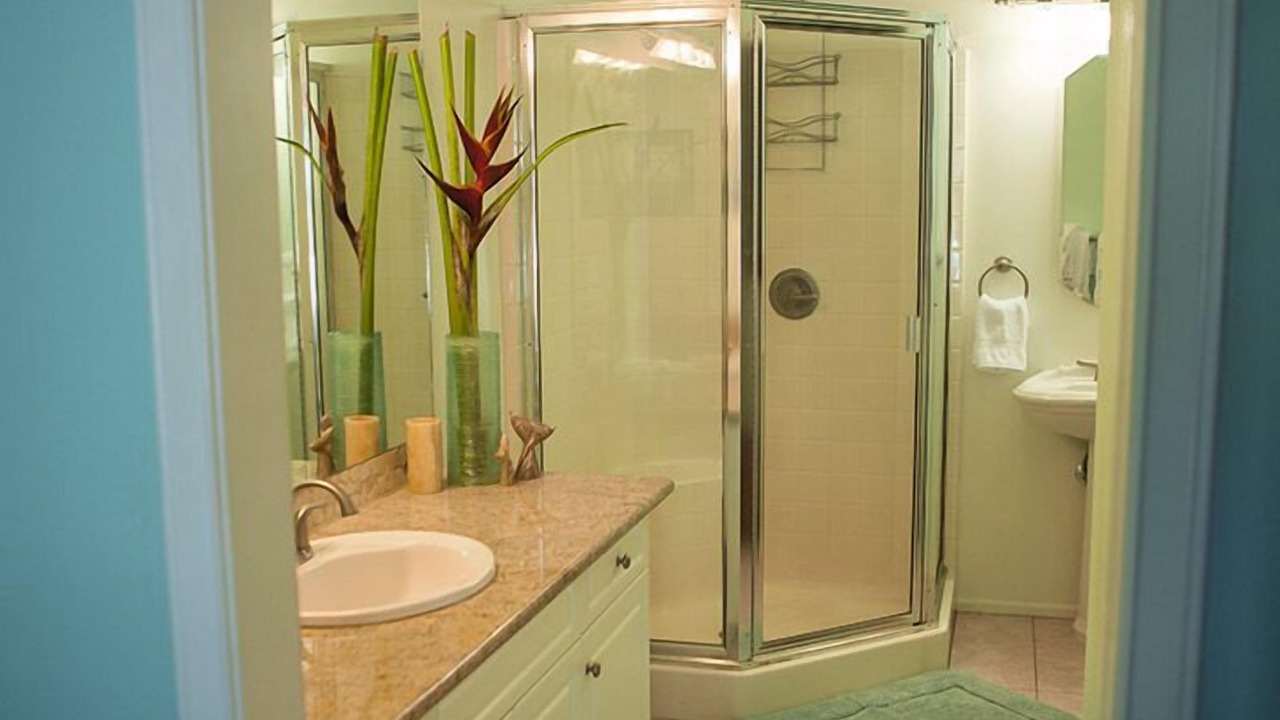 Photo of Bathroom in Kihei