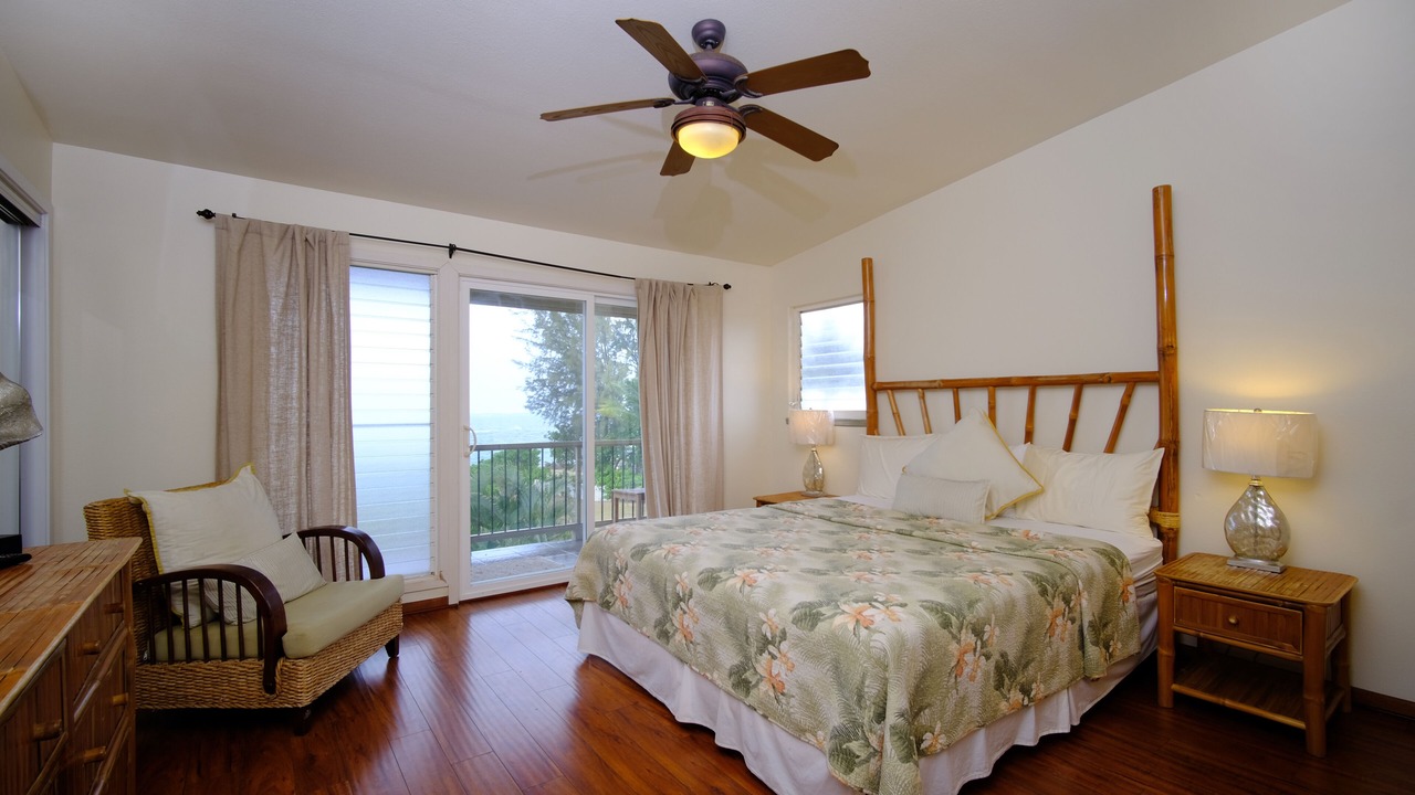 Photo of Bedroom in Waialua
