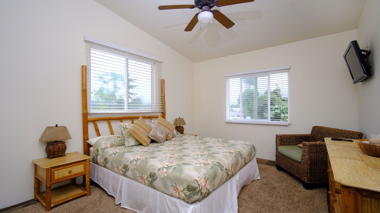 Photo of Bedroom in Waialua