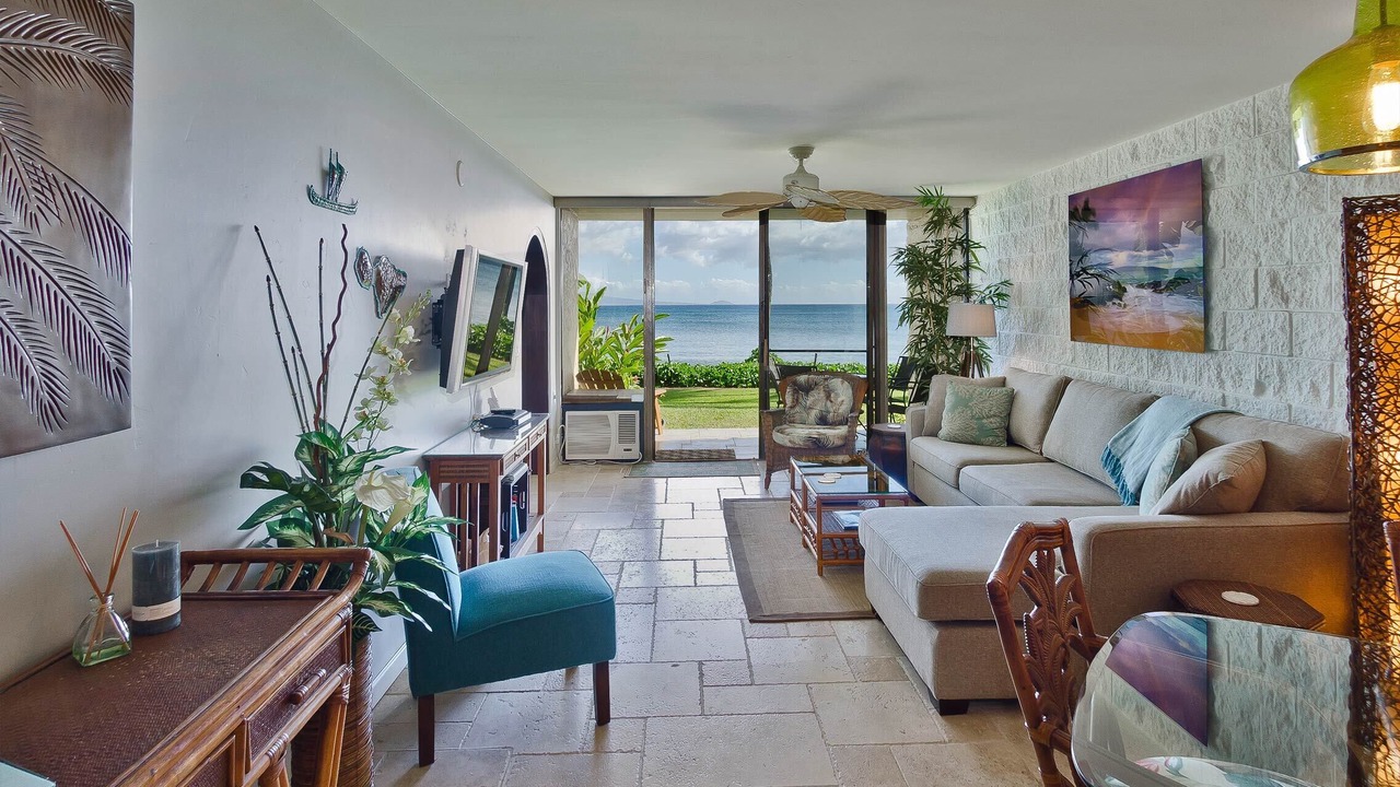 Photo of Bedroom in Maalaea
