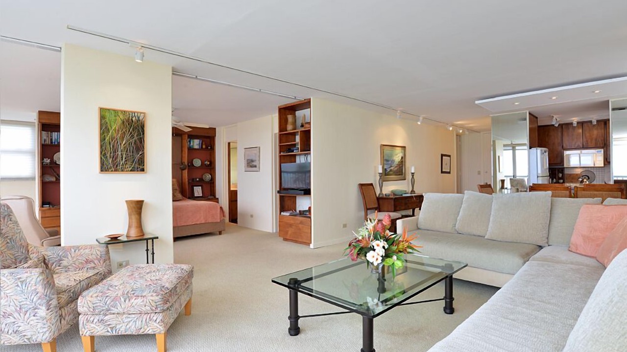 Photo of Bedroom in Diamond Head - Kapahulu - St. Louis