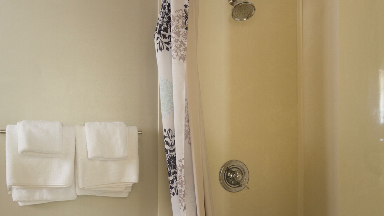 Photo of Bathroom in 'Aina Haina