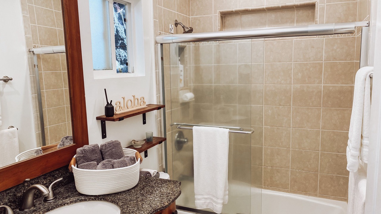 Photo of Bathroom in Makiki