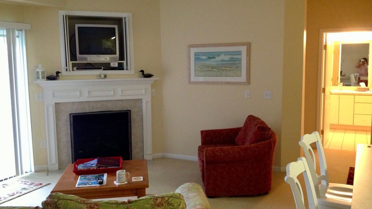 Photo of Livingroom in Mackinaw City
