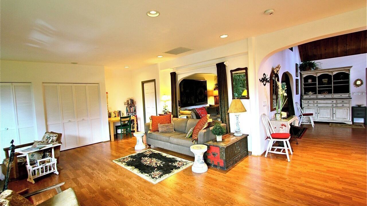 Photo of Livingroom in Pupukea