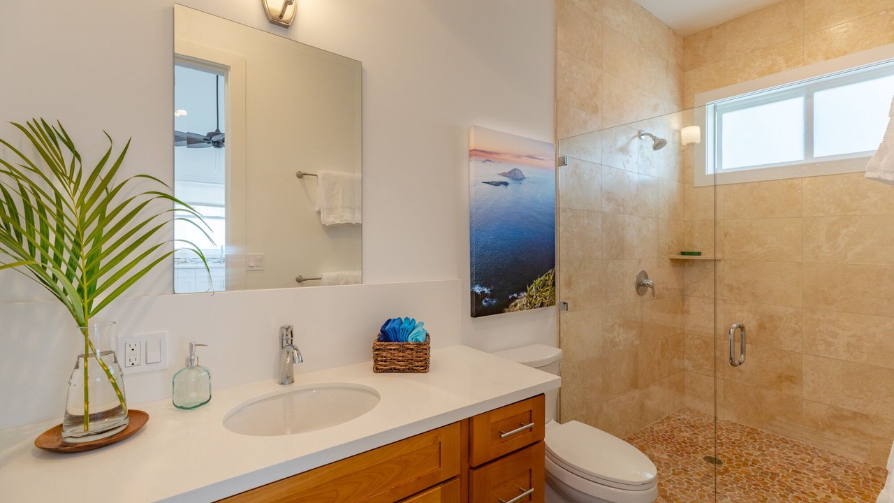Photo of Bathroom in Lanikai