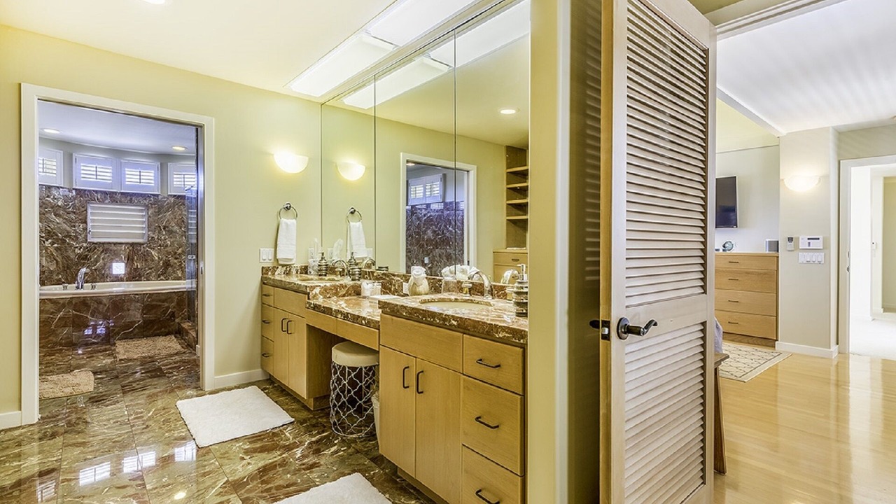 Photo of Bathroom in Kahala