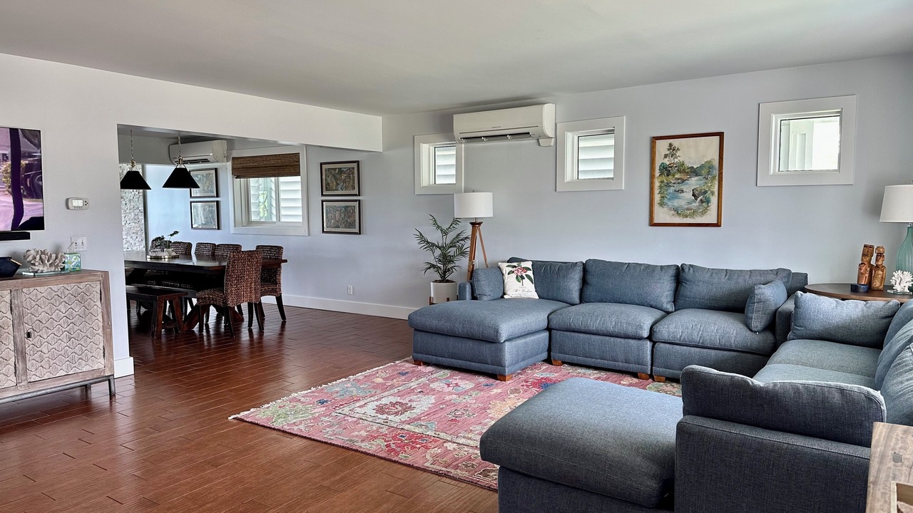 Photo of Livingroom in Laie