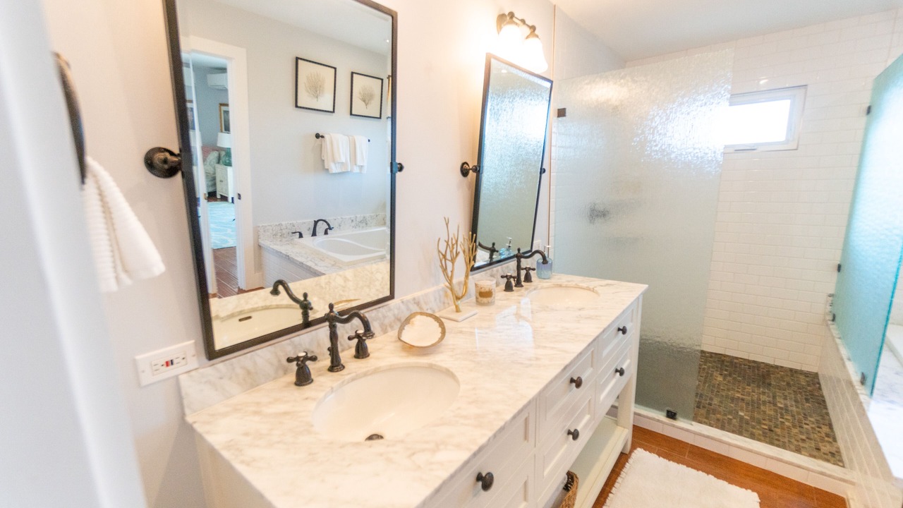 Photo of Bathroom in Laie