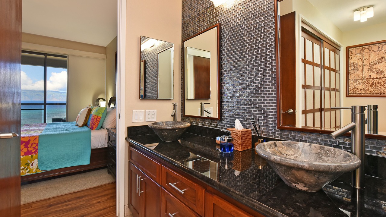 Photo of Bathroom in Kahana