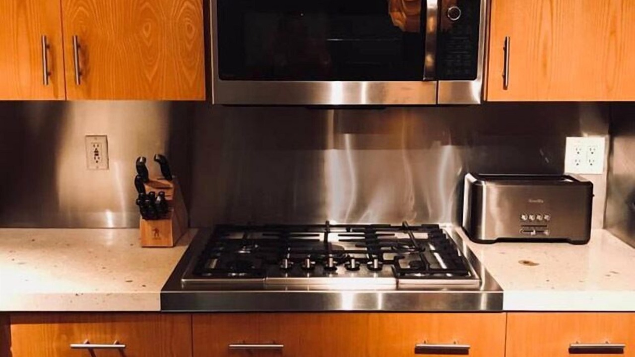Photo of Kitchen in Diamond Head - Kapahulu - St. Louis