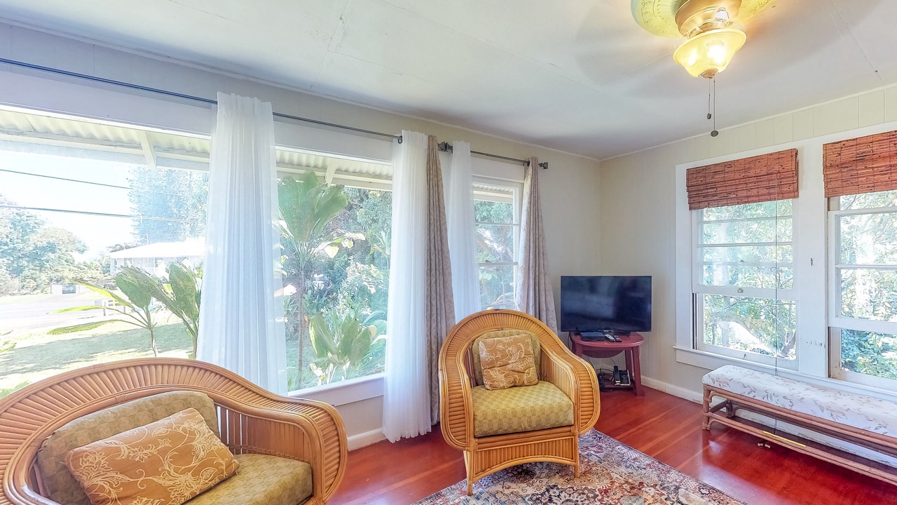 Photo of Livingroom in Papaikou