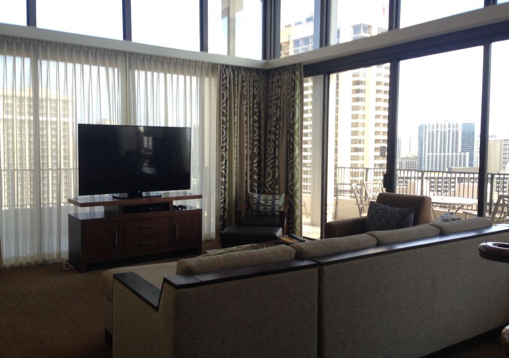Photo of Livingroom in Waikiki