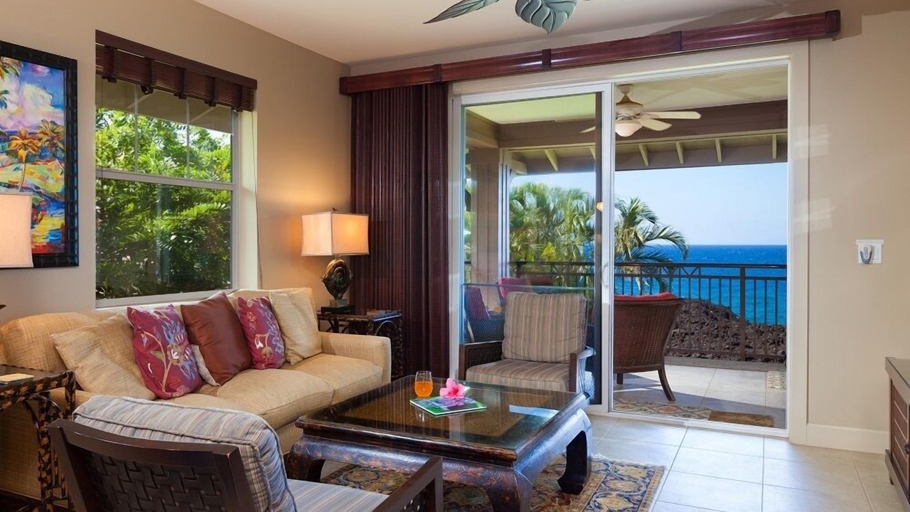 Photo of Livingroom in Waikoloa