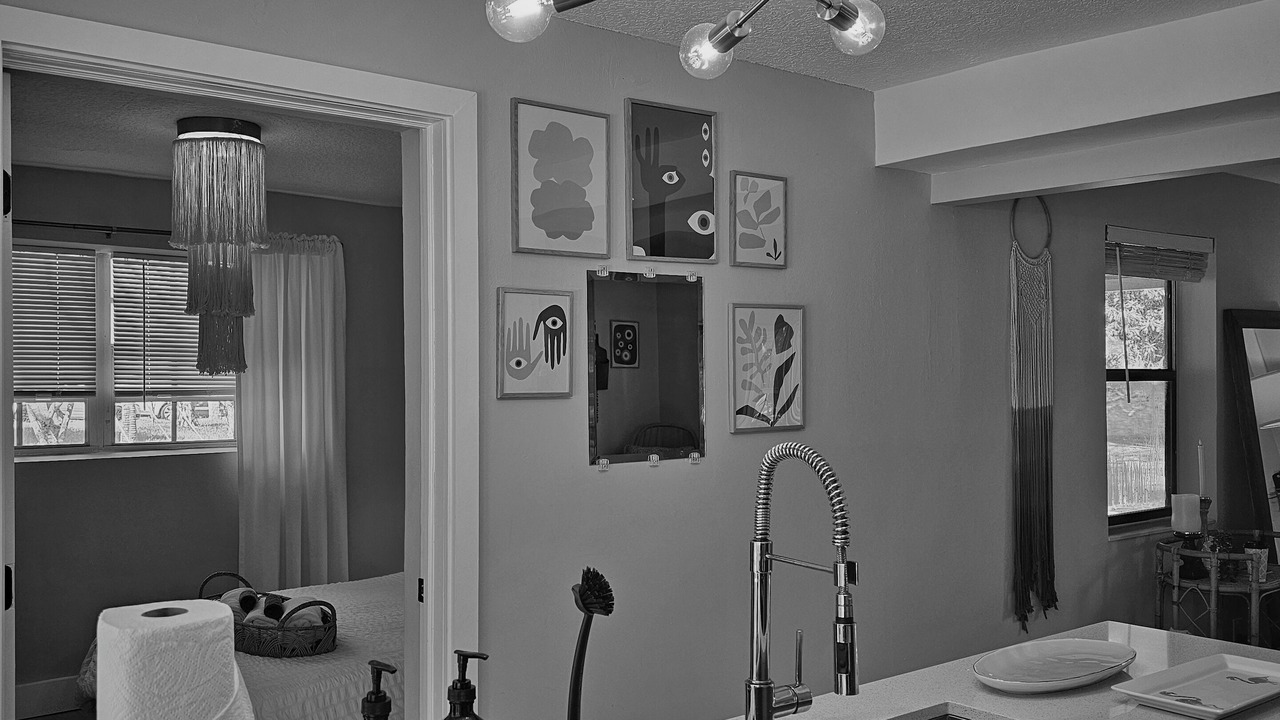 Photo of Bedroom in River Oaks