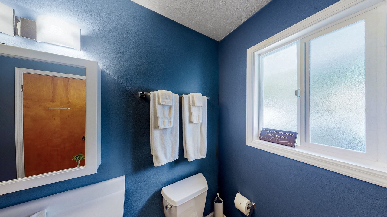 Photo of Bathroom in Keaau