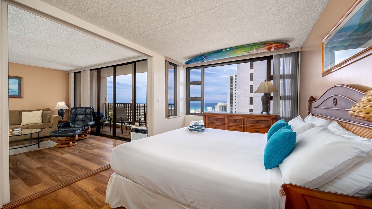 Photo of Bedroom in Waikiki