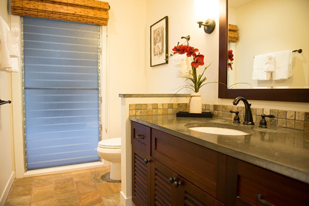 Photo of Bathroom in Historic Lahaina Front Street