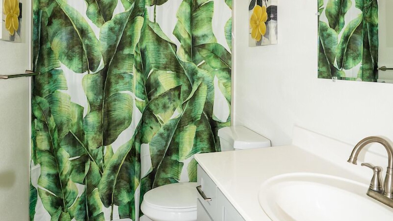 Photo of Bathroom in Kaneohe