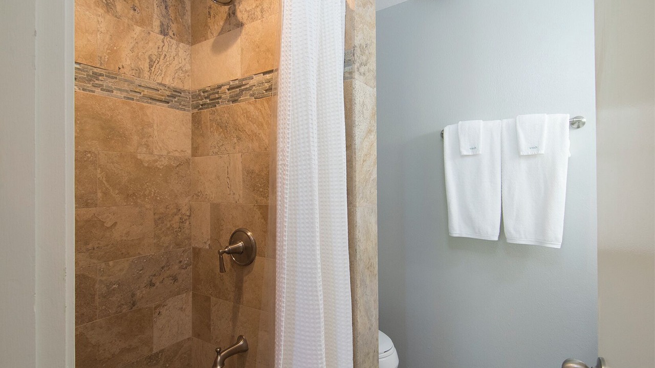 Photo of Bathroom in Kahuku