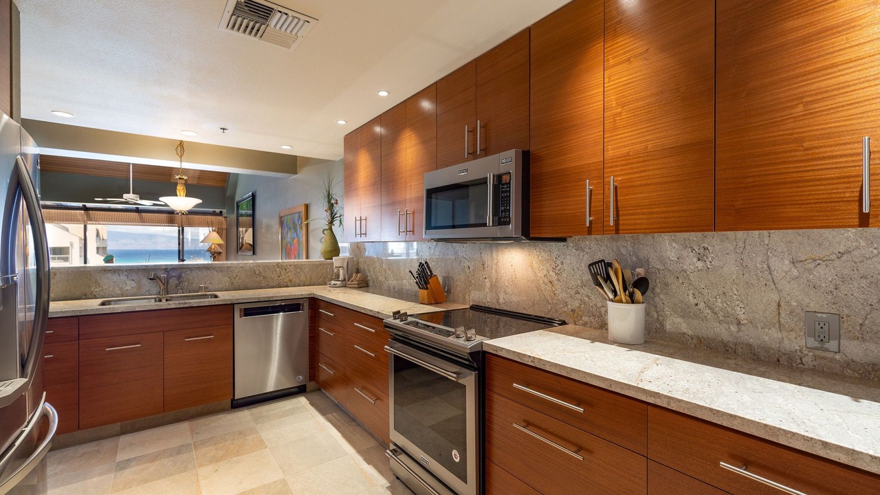 Photo of Kitchen in Kahana