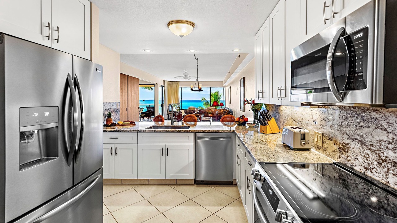 Photo of Kitchen in Kahana