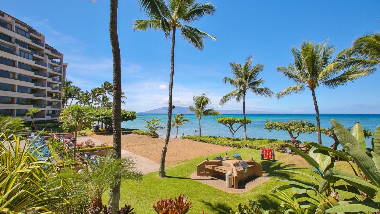 Photo of Others in Kahana