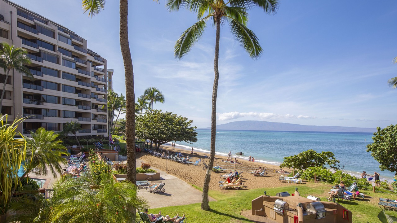 Photo of Others in Kahana