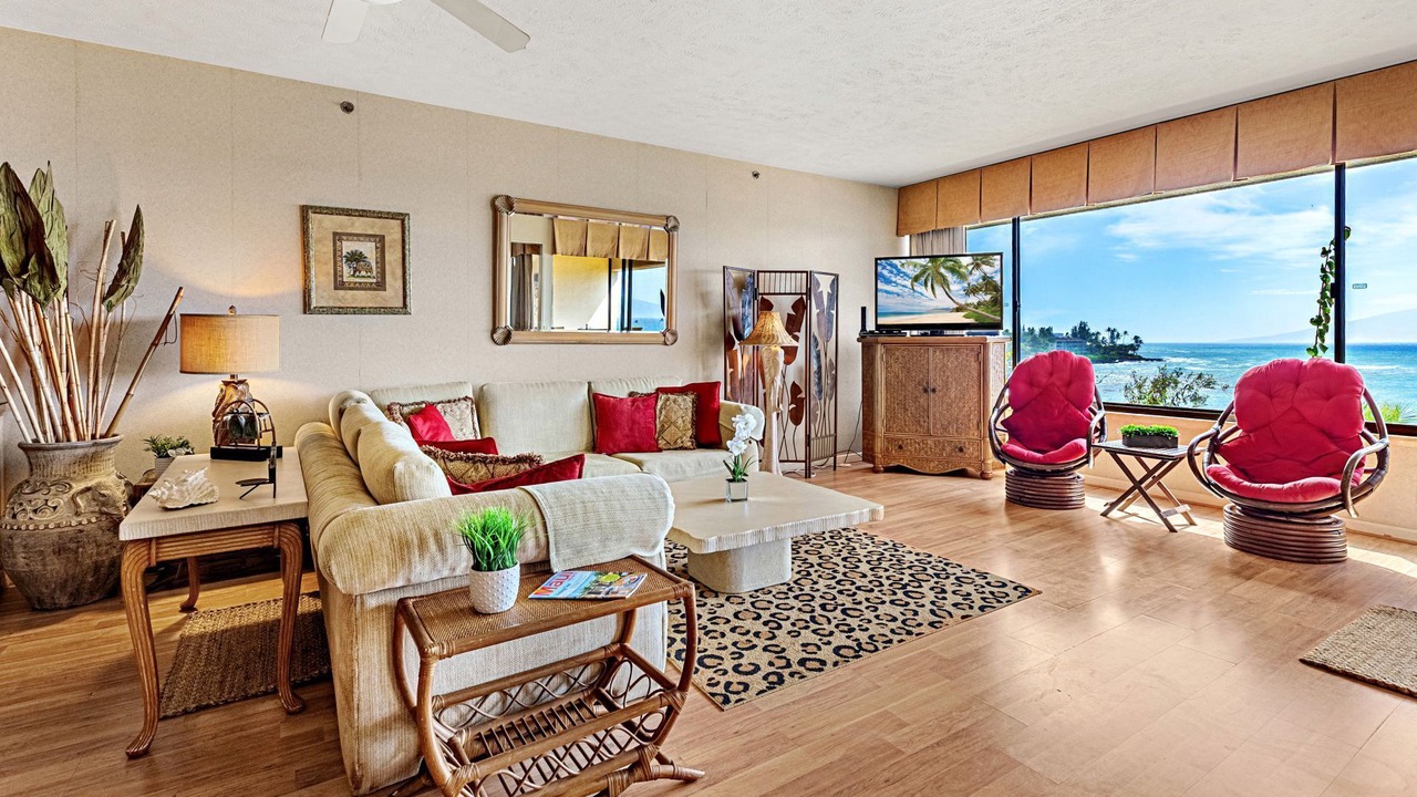 Photo of Livingroom in Kahana