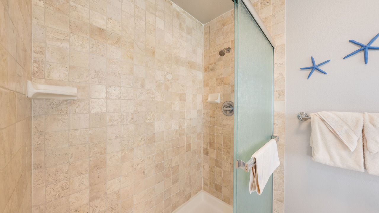 Photo of Bathroom in Kahana