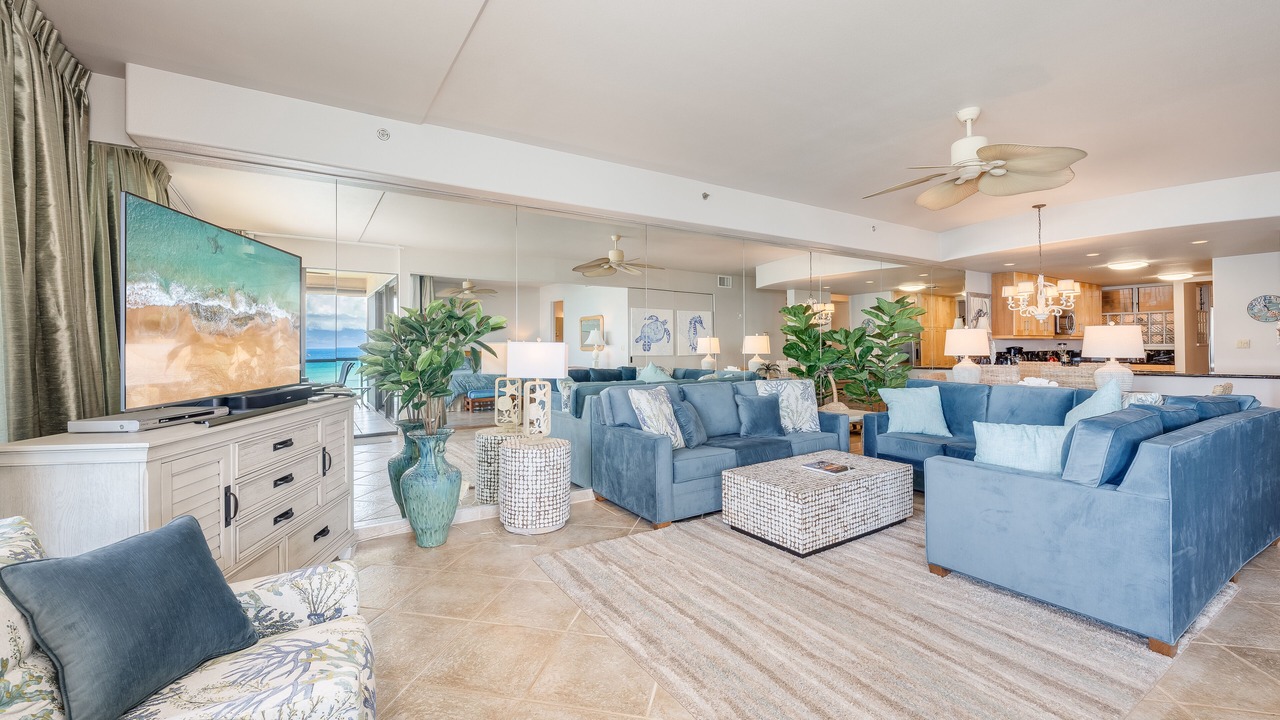 Photo of Livingroom in Kahana