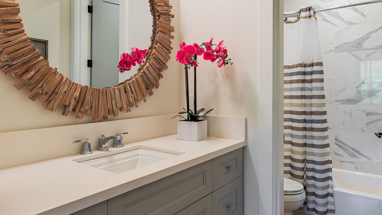 Photo of Bathroom in Napili