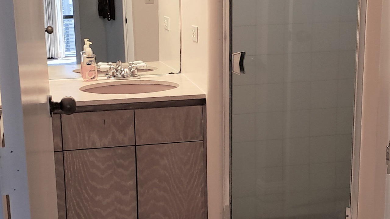 Photo of Bathroom in McCully - Moiliili