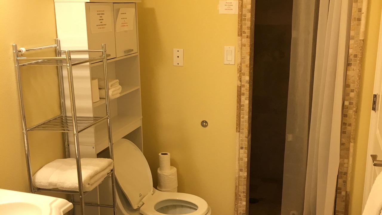 Photo of Bathroom in Kapolei