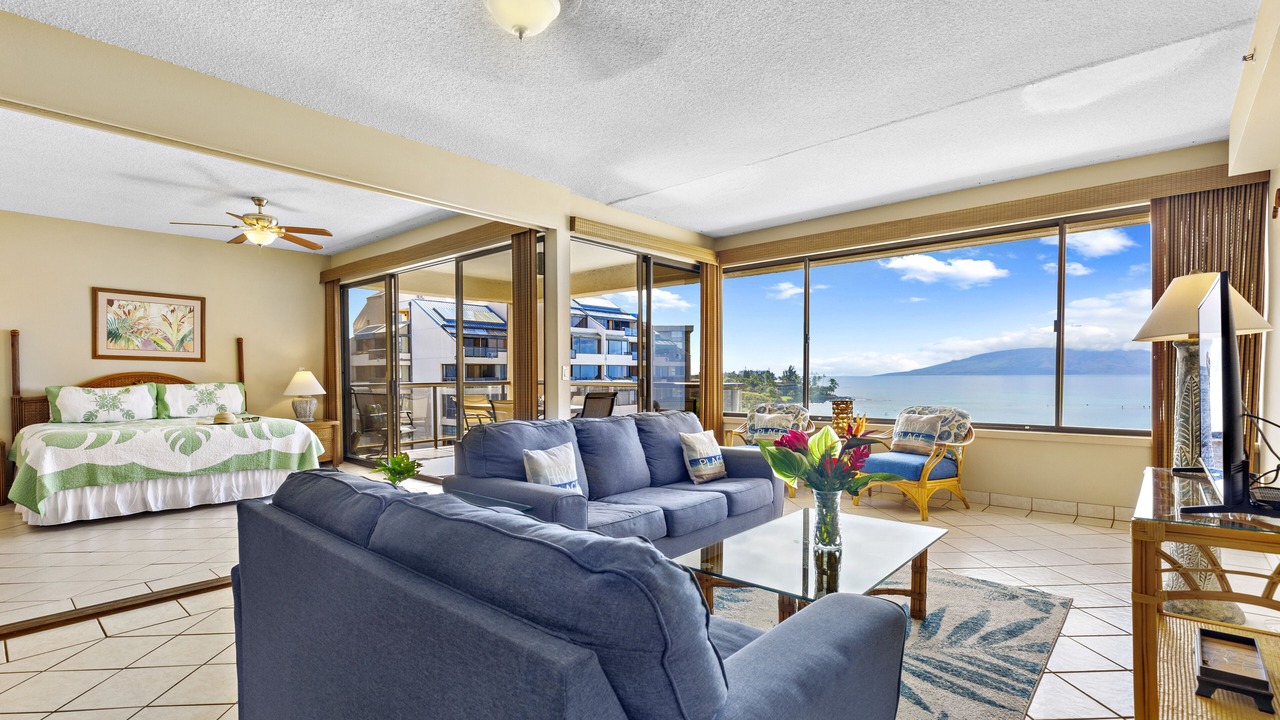 Photo of Livingroom in Kahana