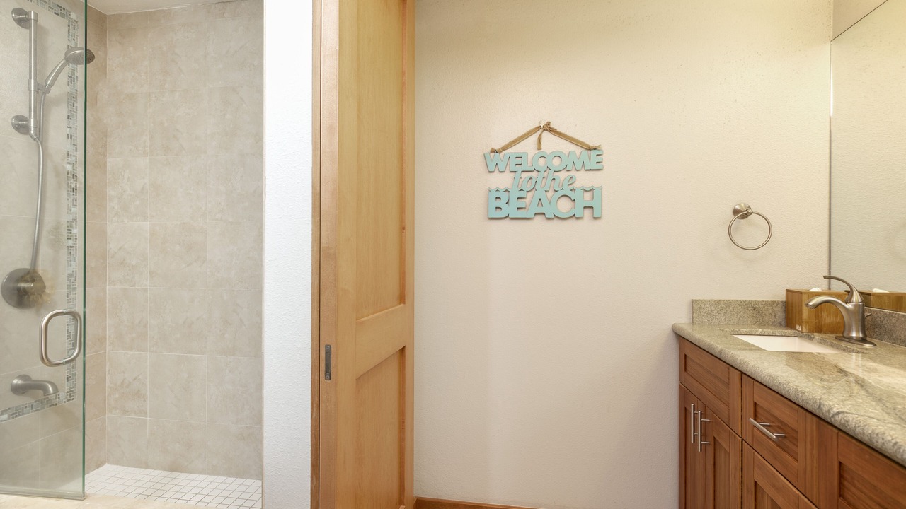 Photo of Bathroom in Kahana
