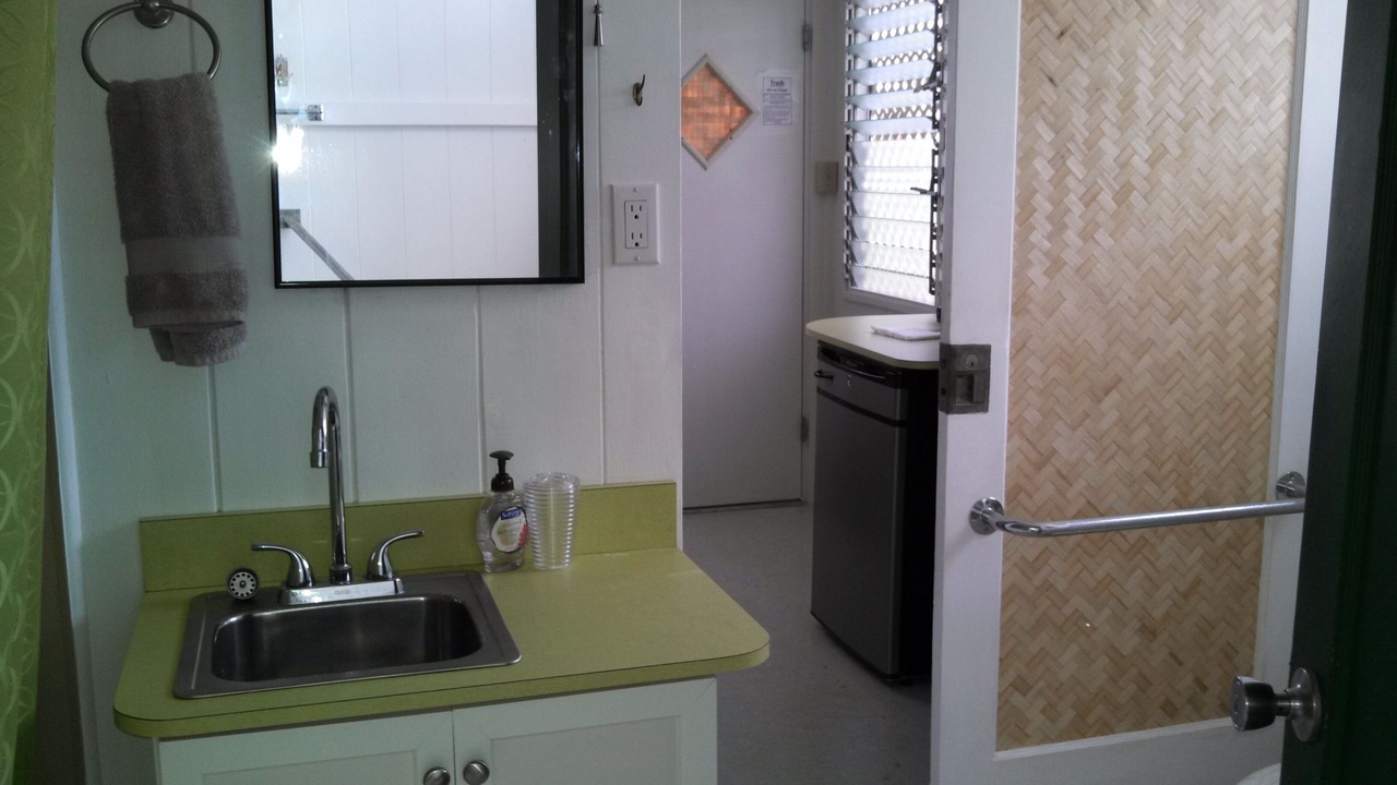 Photo of Bathroom in Waimanalo