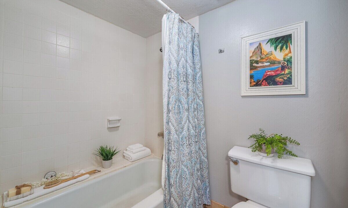 Photo of Bathroom in Kaanapali