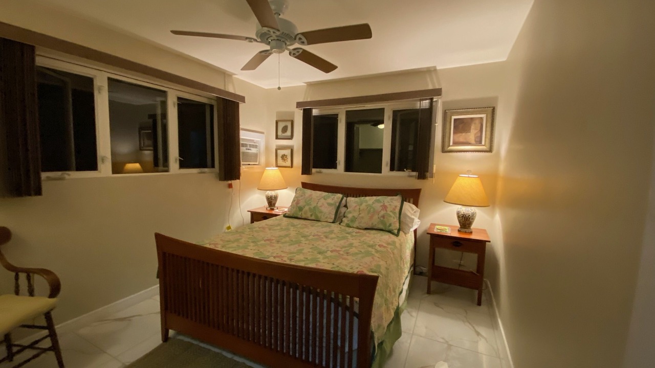 Photo of Bedroom in Waialae Iki Ridge