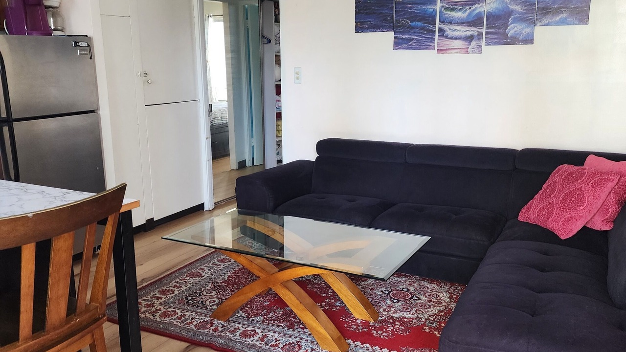 Photo of Livingroom in Waikiki