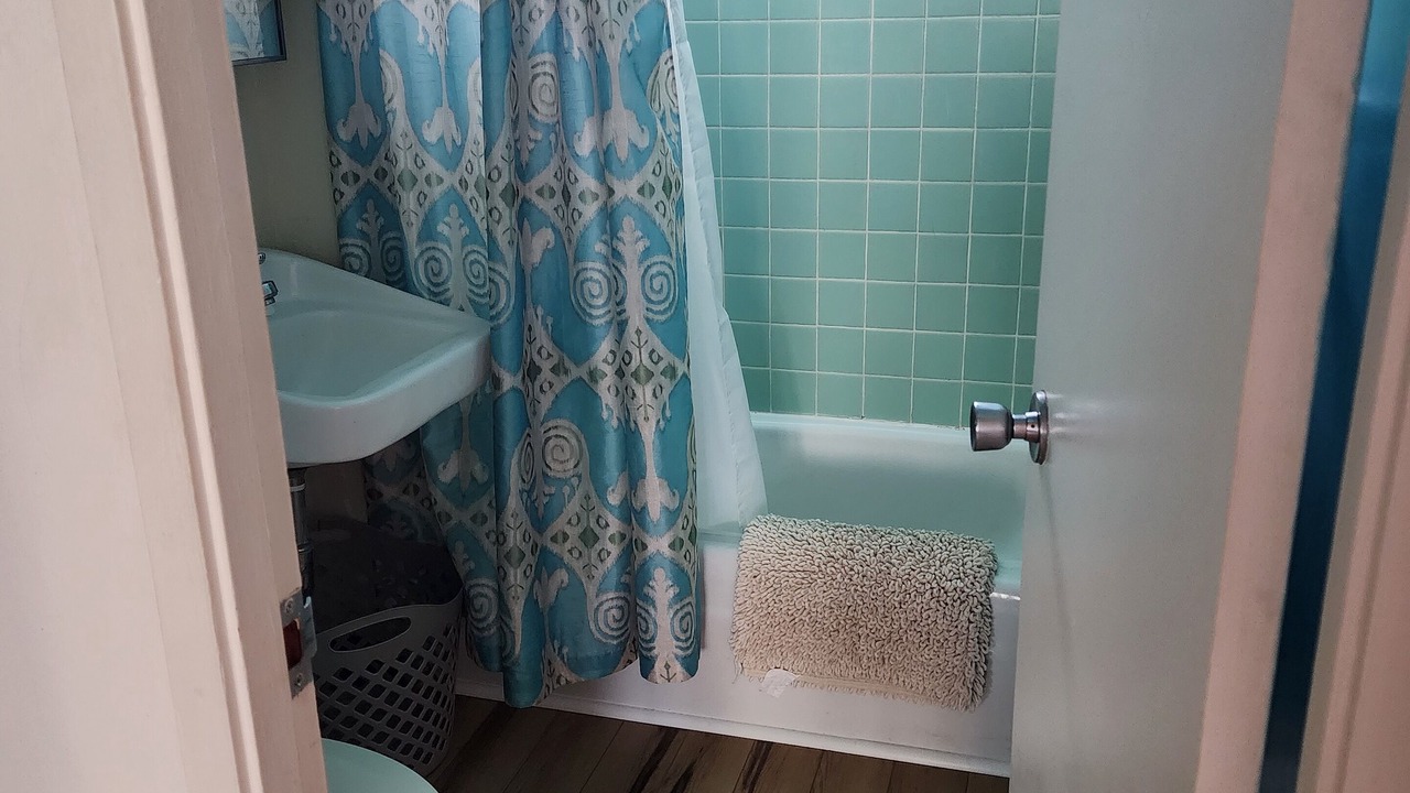 Photo of Bathroom in Waikiki