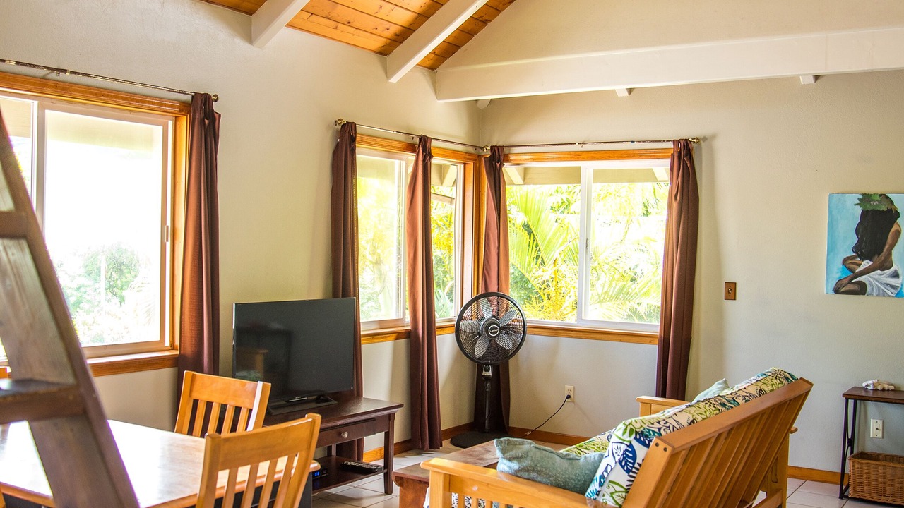 Photo of Livingroom in Pupukea