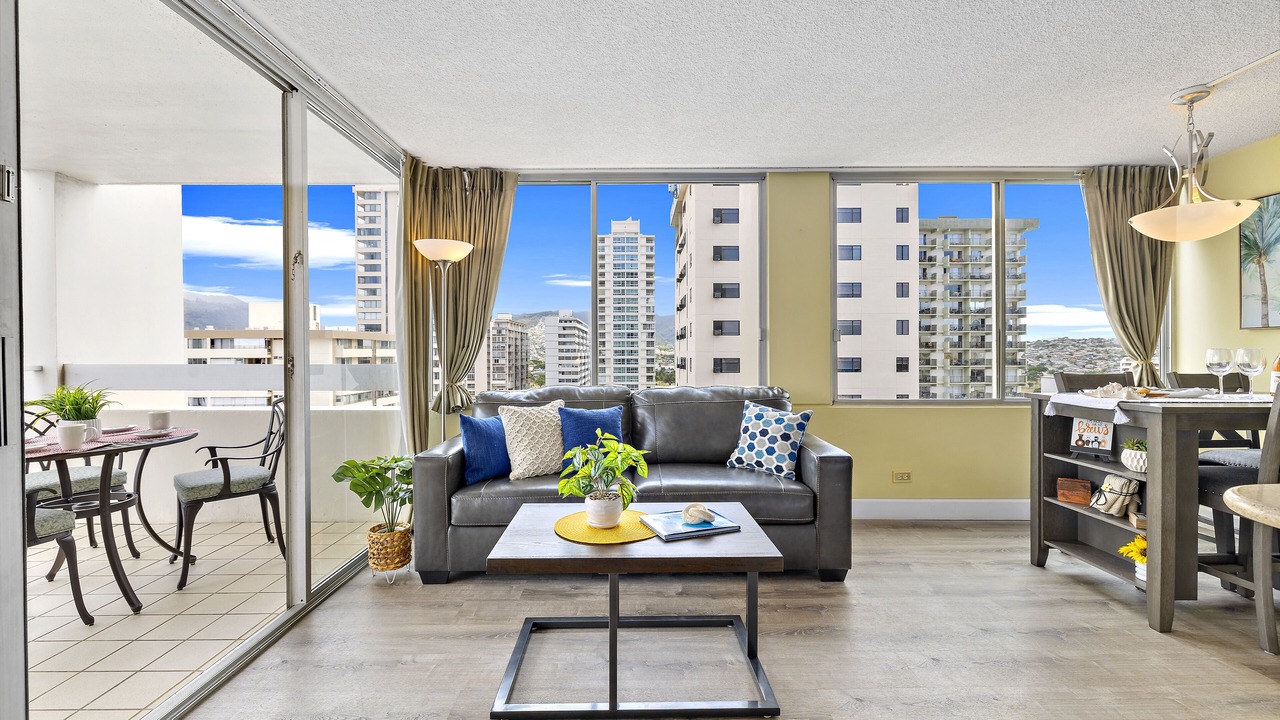 Photo of Bedroom in Waikiki
