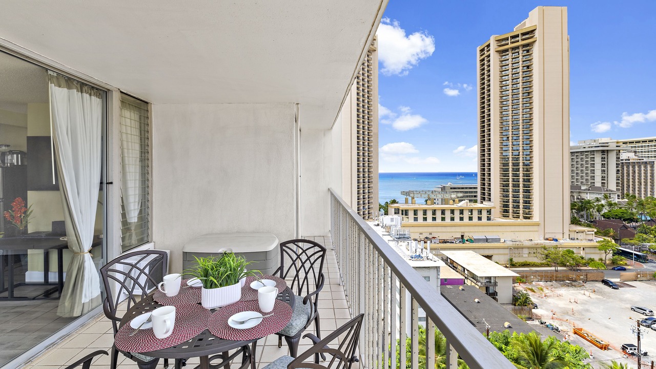 Photo of Patio Balcony in Waikiki