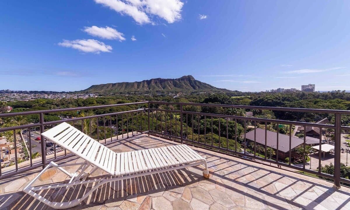 Photo of Outdoor in Diamond Head - Kapahulu - St. Louis