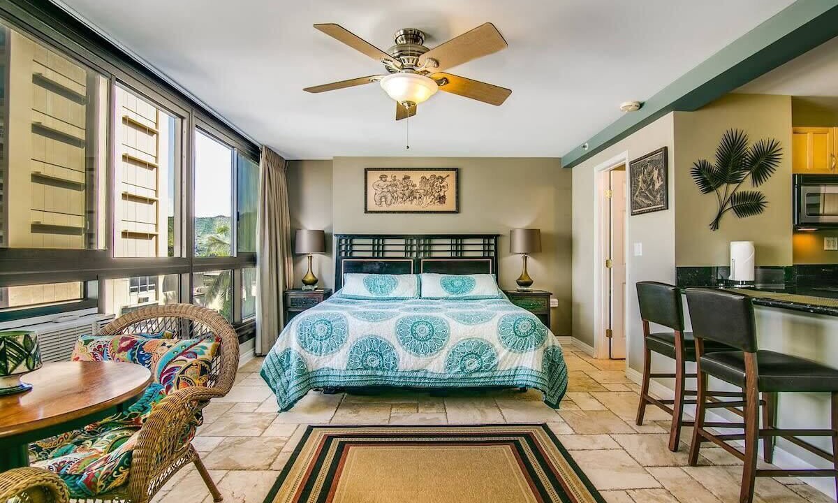 Photo of Bedroom in Diamond Head - Kapahulu - St. Louis